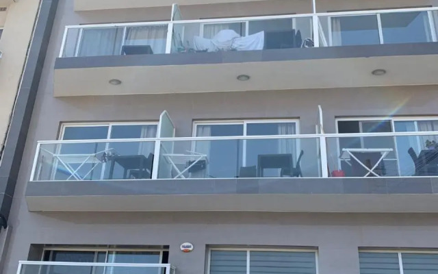 Vista Point - Cast Renting