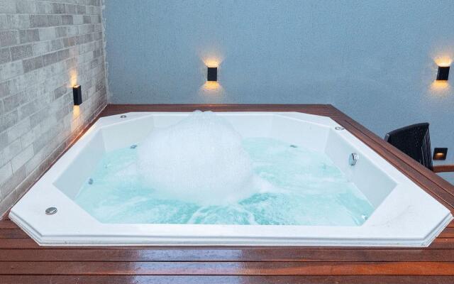 Unity #420 - Apartamento beira mar por Carpediem