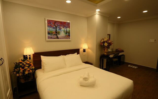 Diamond Queen Hotel