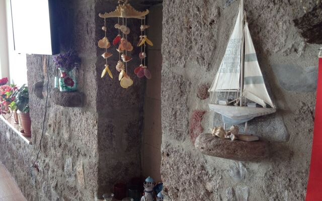 Assos Nazan Motel Restoran Beach