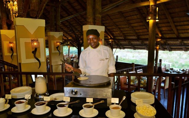 Victoria Falls Safari Lodge
