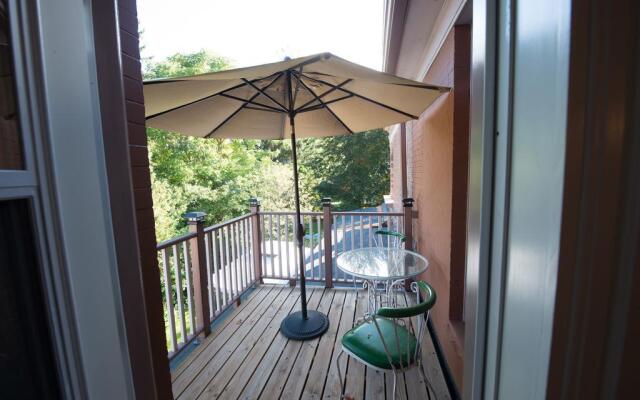 Château la Motte Guest House