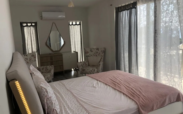Sari Villa