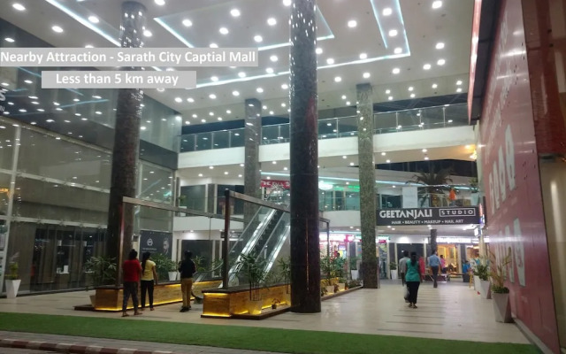 OYO Townhouse 111 A3 Empire