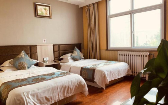 Jining Sishui Green Tree Business Hotel