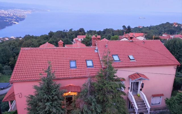 Uphill Opatija Apartment