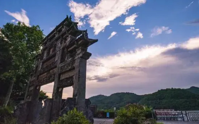 Yingde Liyang Gorge Liquan Riverview Resort