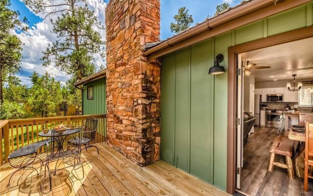 Texas Trio Cabin, 3 Bedrooms, Hot Tub, Fireplace, Sleeps 6