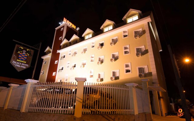 Godoy Palace Hotel