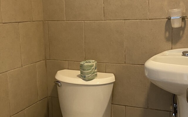 Hudson Valley 9w Motel