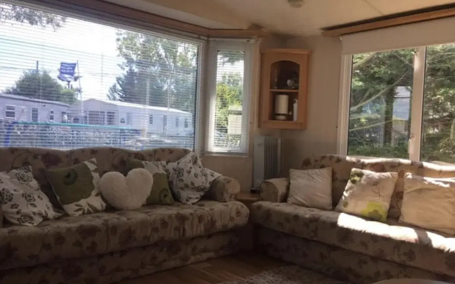 Impeccable 2-bed Holiday Caravan in Steeple