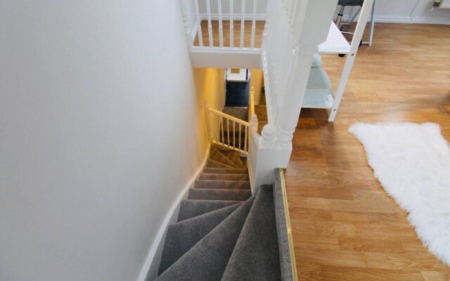 Remarkable 3-bed House in Bath