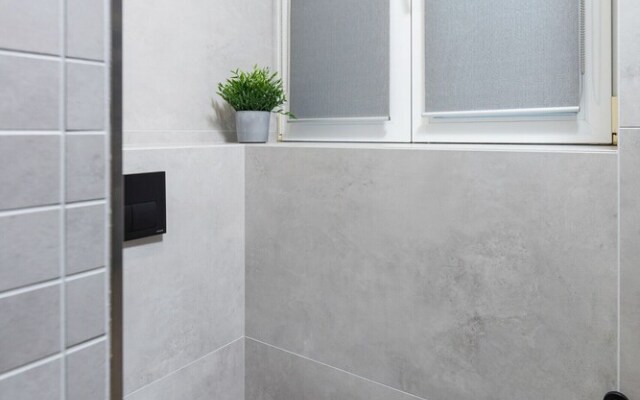 Salamandra Apartment by Renters Prestige