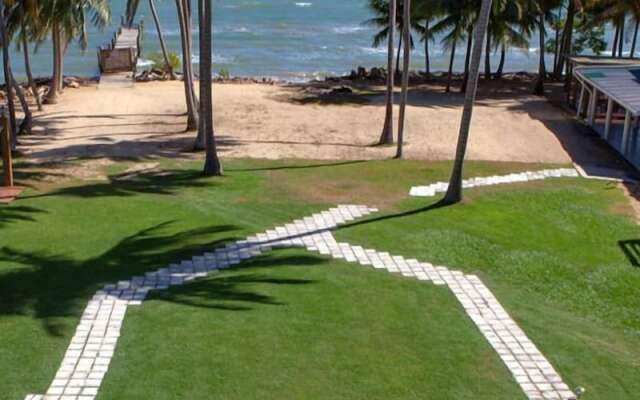 Pelican Beach Resort