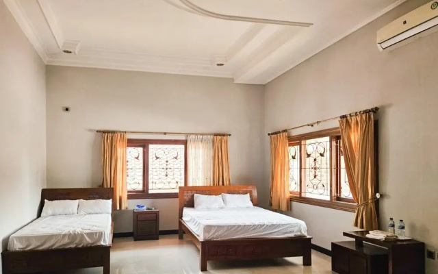 Nawasena Homestay near Alun Alun Jepara