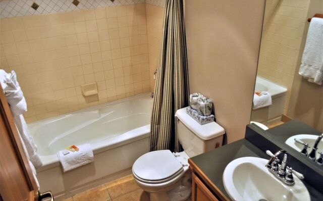 Arapahoe Lodge 1 Bed 2 Bath