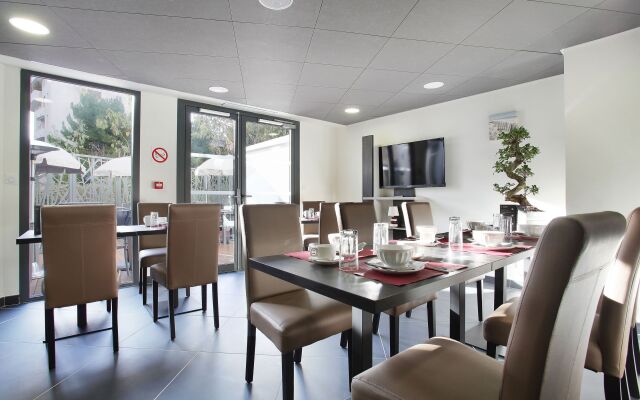 Appart Hotel Odalys City Marseille Prado Castellane