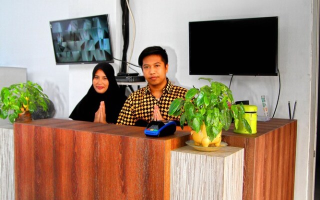 Hotel Syariah Mama Kutajaya Pasar Kemis