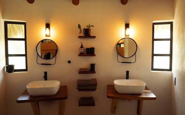 Villas Oasis Bungalow Bottom