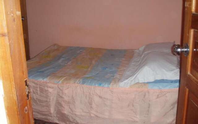 Hostal Brisas y Olas - Hostel