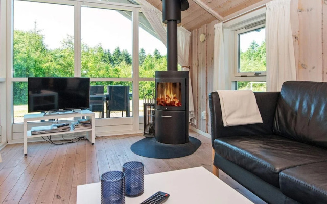 6 Person Holiday Home in Toftlund