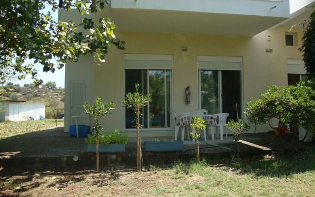 Villa Elena Studios