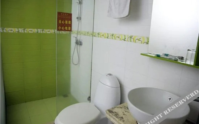 Hailong Hotel