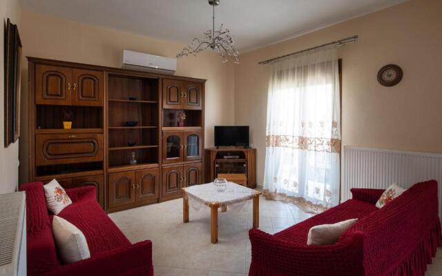 Thomai's apartment