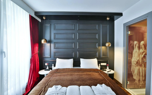 Senatus Hotel - Special Class