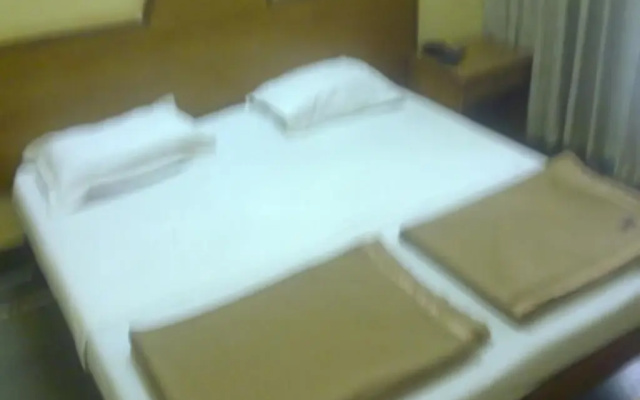 Shanti Hotel