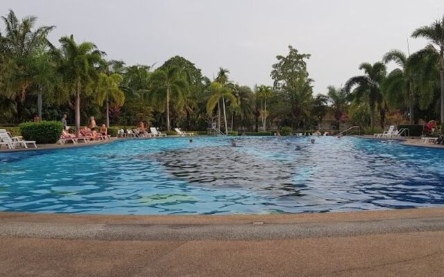 Park Lane Condo F4 R419