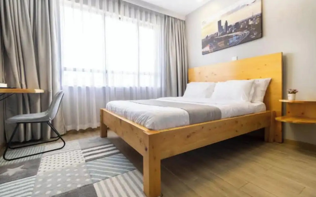 Studio Apartment by Away Homes Rentals