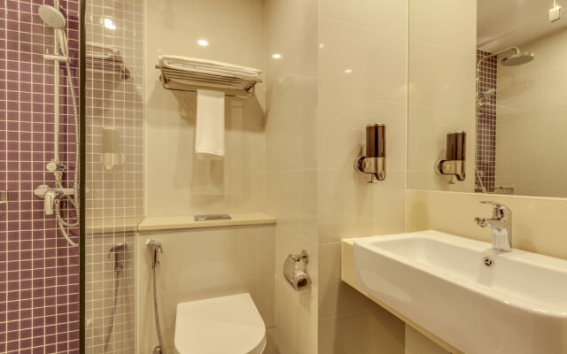 Premier Inn Singapore Beach Road Hotel