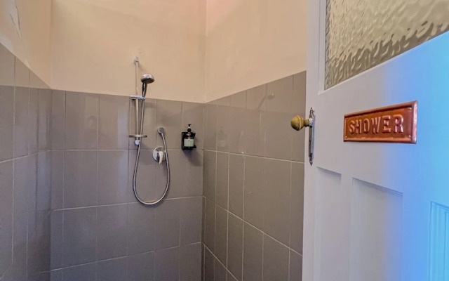 Commercial Hotel Bega