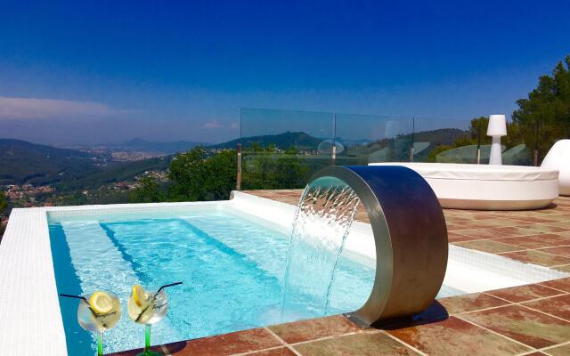 Отель El Petit Mirador