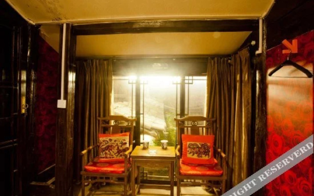 Lijiang Tiger House Inn