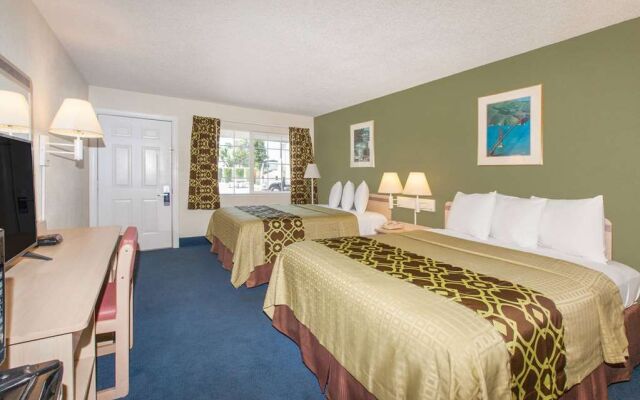 Travelodge Los Banos CA