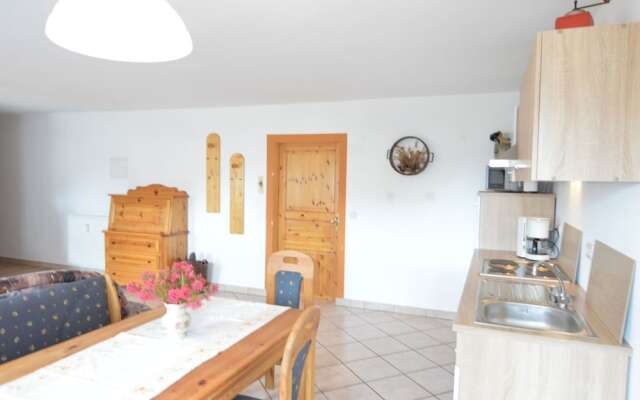 Holiday Home in Morscheid-riedenburg With Balcony