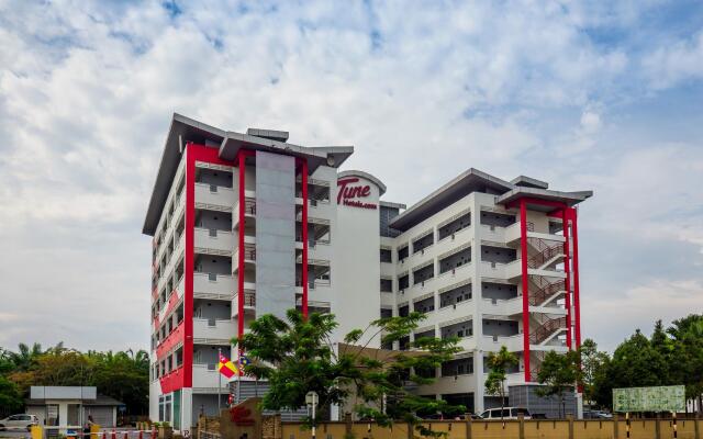 Tune Hotel KLIA Aeropolis