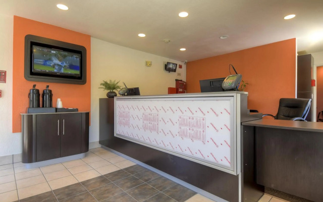 Motel 6 Rancho Mirage, CA - Palm Springs