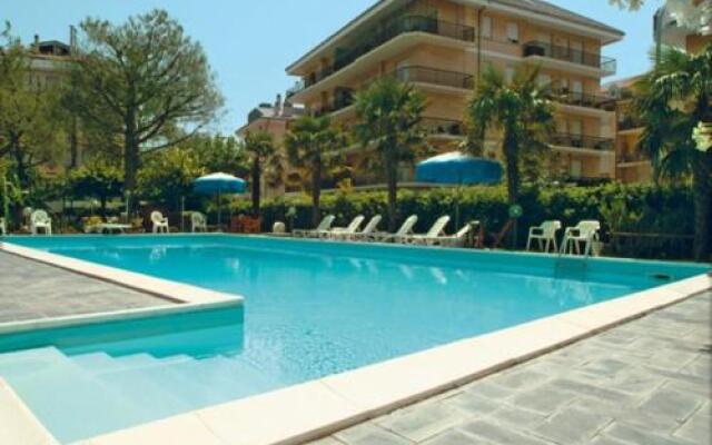 Hotel Tritone