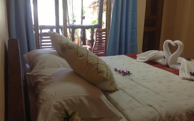 Ruan Mai Naiyang Beach Resort