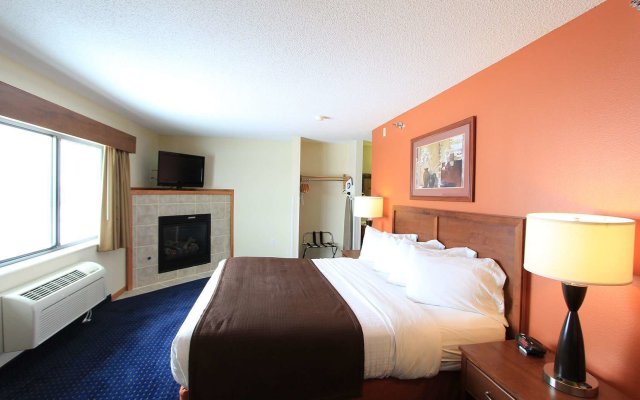 AmericInn by Wyndham Cedar Rapids Airport