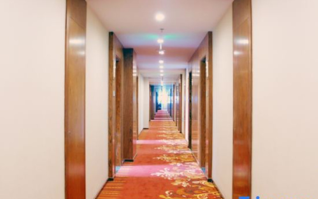 Zhun Ga Er Pearl Hotel