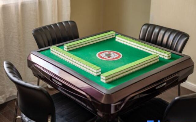 Classic Holiday Hotel (Tianjin Xiqing University Town)