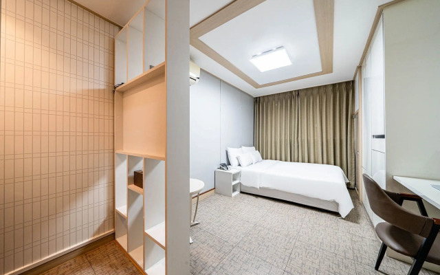 Residence Hotel LINE