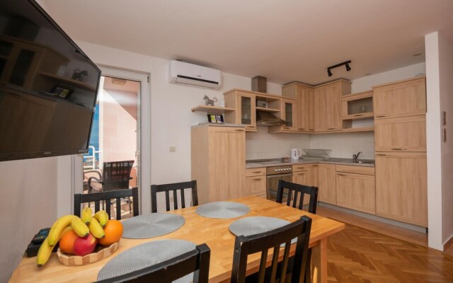 Awesome Apartment in Promajna With Wifi and 1 Bedrooms