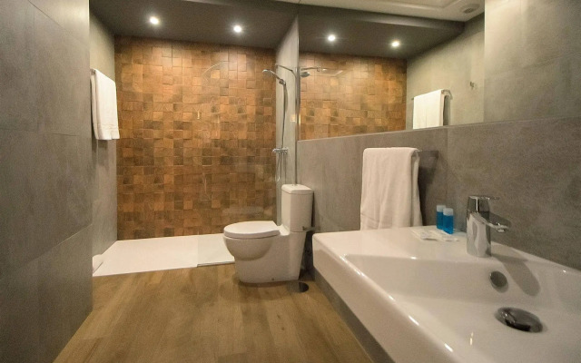 Apartamentos Suites Oficentro