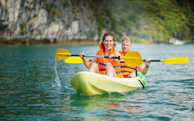 Halong Fantasea Cruise