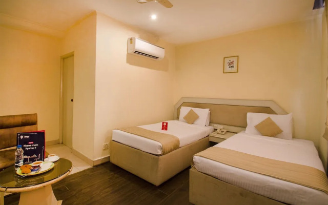 OYO 9302 Hotel Baseraa Inn